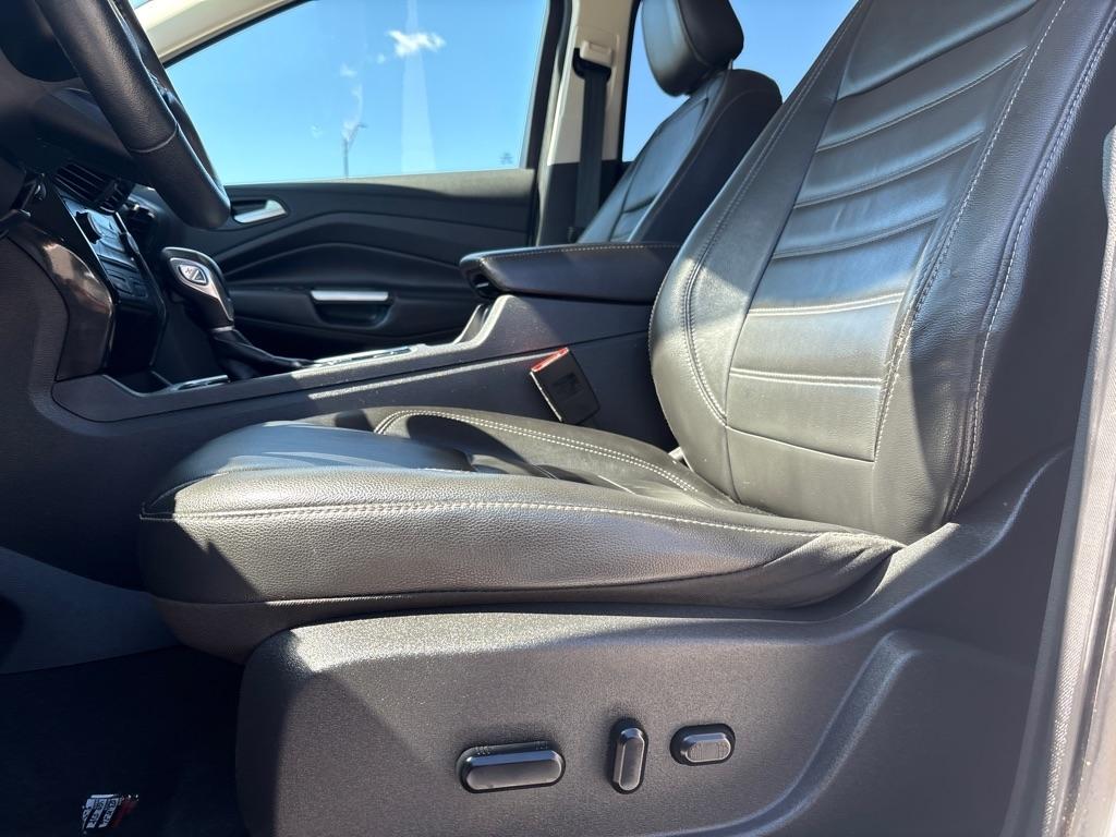 Ford Escape Titanium 4WD 2019