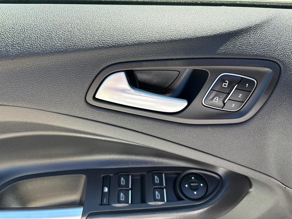 Ford Escape Titanium 4WD 2019