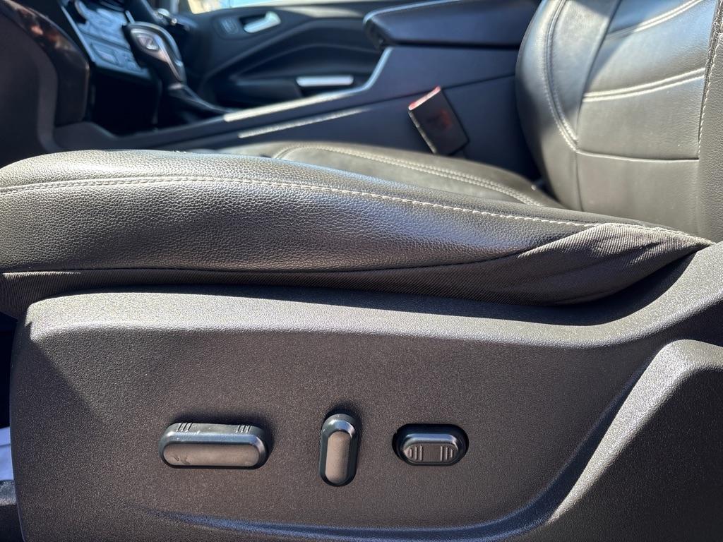 Ford Escape Titanium 4WD 2019