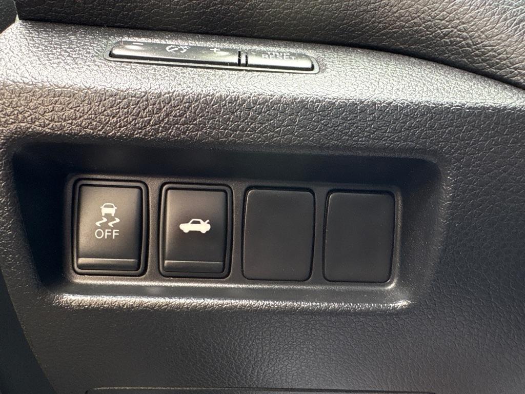Nissan Altima 4dr Sdn I4 2.5 S 2015
