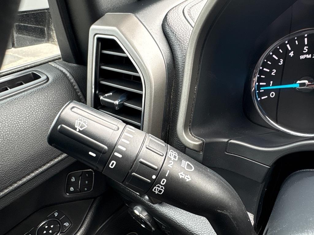 Ford Expedition XLT 4x2 2021