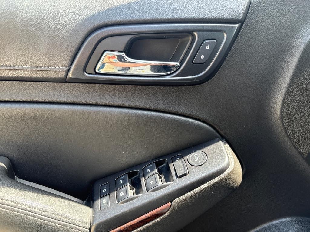 GMC Yukon 4WD 4dr SLE 2017