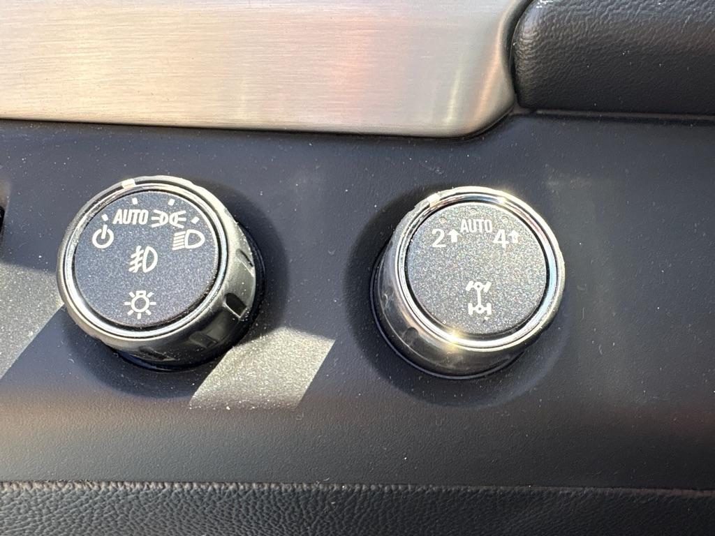 GMC Yukon 4WD 4dr SLE 2017