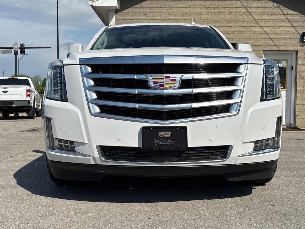 Cadillac Escalade ESV 4WD 4dr Premium Luxury 2018