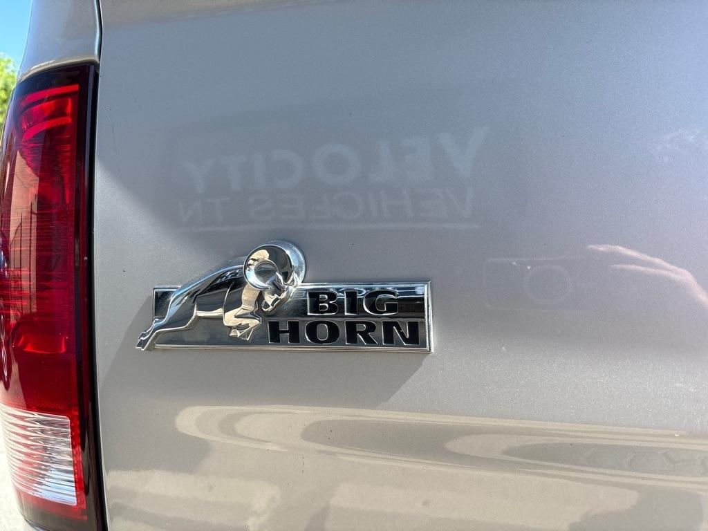 RAM 1500 Big Horn 4x4 Crew Cab 5'7" Box 2017