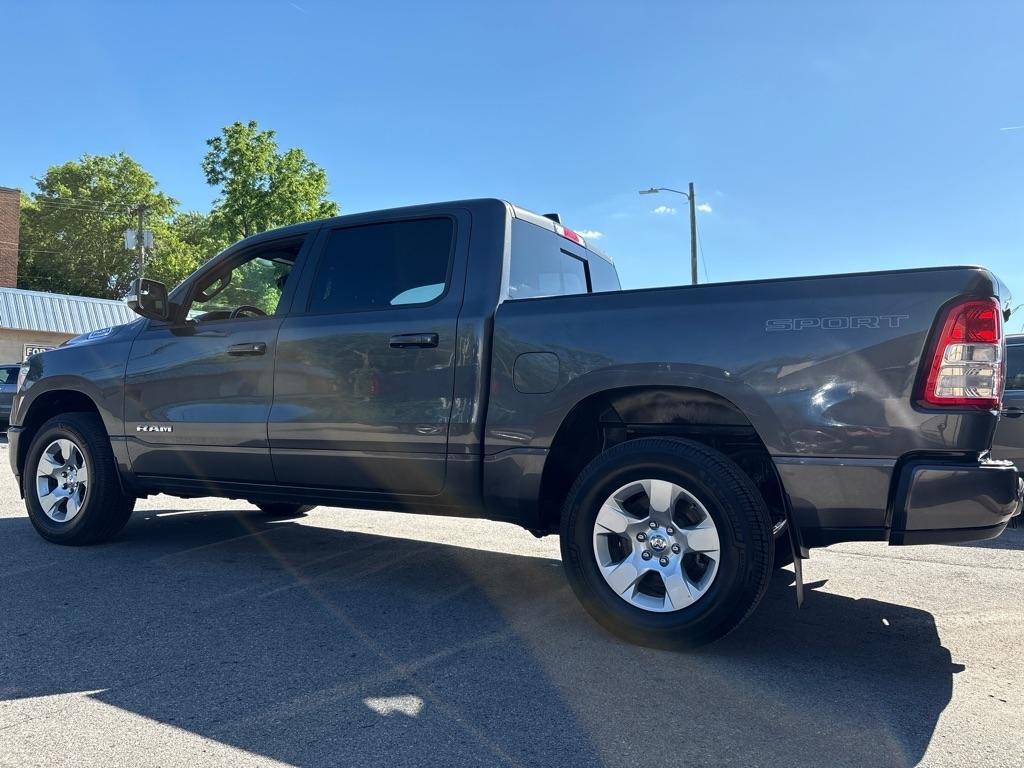RAM 1500 Big Horn 4x4 Crew Cab 5'7" Box 2021