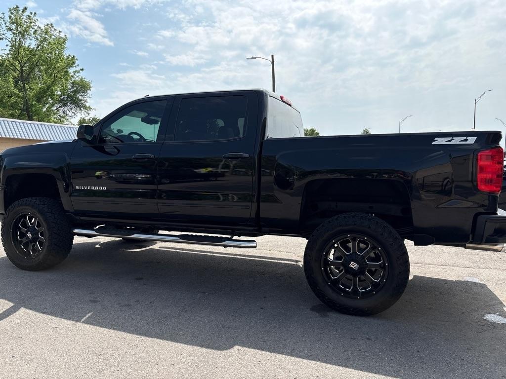 Chevrolet Silverado 1500 4WD Crew Cab 143.5" LT w/2LT 2016