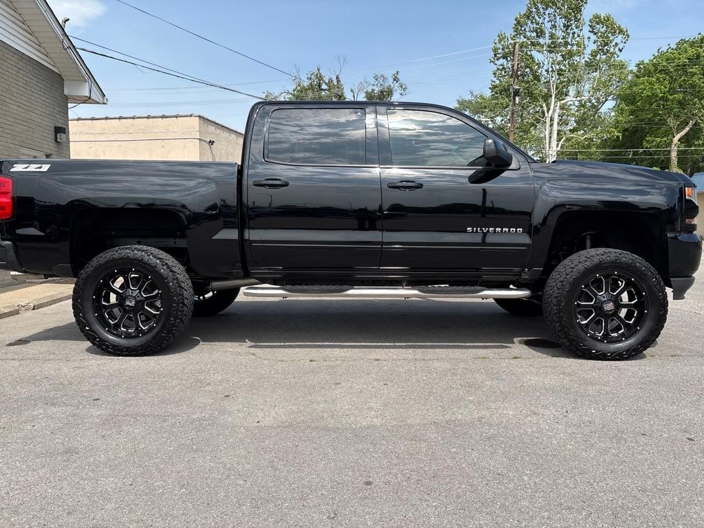 Chevrolet Silverado 1500 4WD Crew Cab 143.5" LT w/2LT 2016