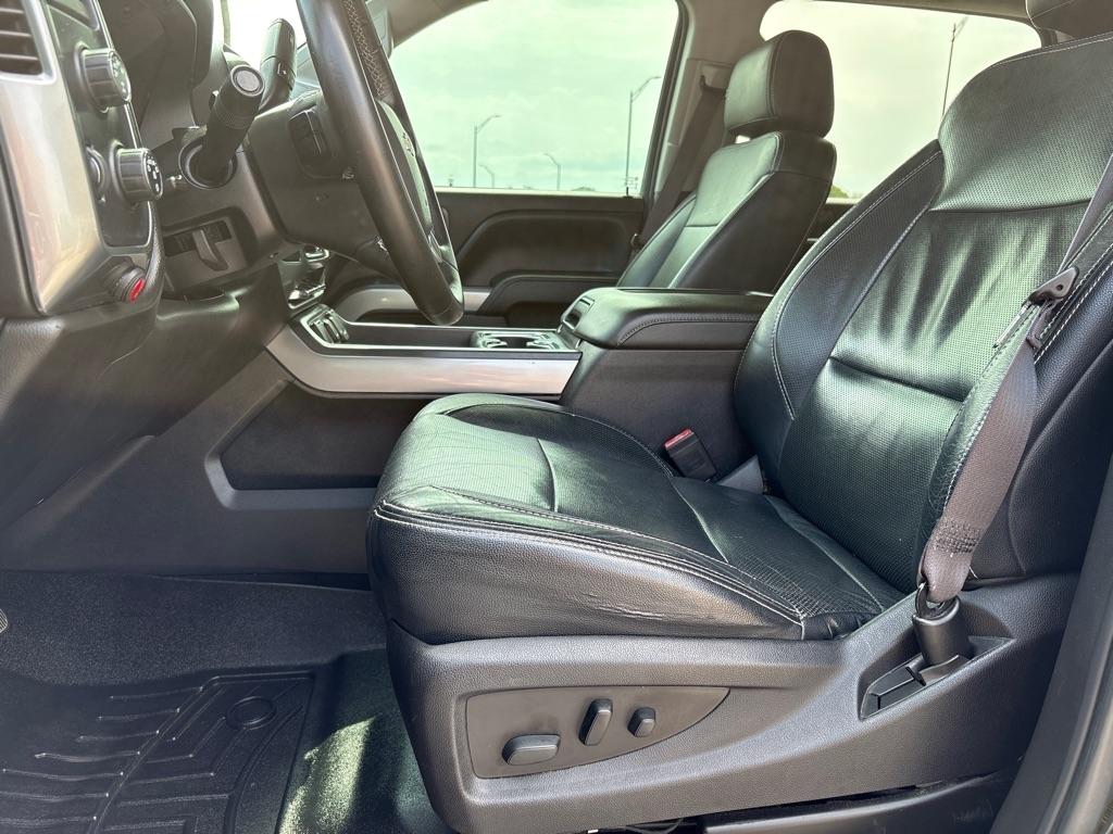 Chevrolet Silverado 1500 4WD Crew Cab 143.5" LT w/2LT 2016