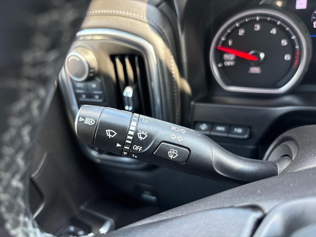 Chevrolet Silverado 1500 4WD Crew Cab 157" High Country 2019