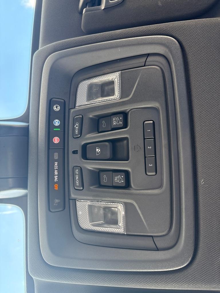 Chevrolet Silverado 1500 4WD Crew Cab 157" High Country 2019