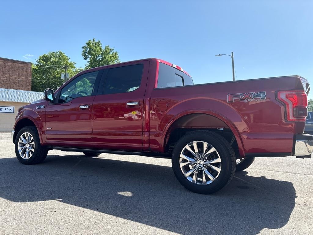 Ford F-150 4WD SuperCrew 145" Lariat 2016