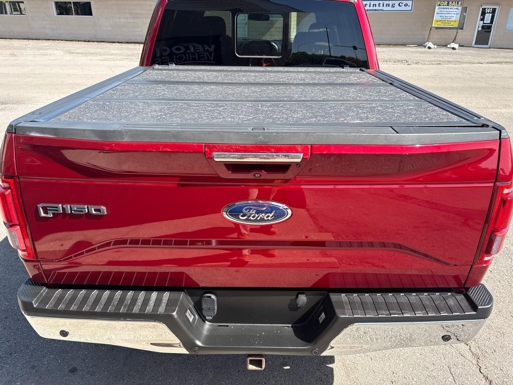 Ford F-150 4WD SuperCrew 145" Lariat 2016