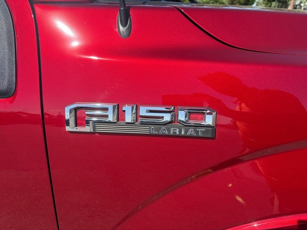 Ford F-150 4WD SuperCrew 145" Lariat 2016