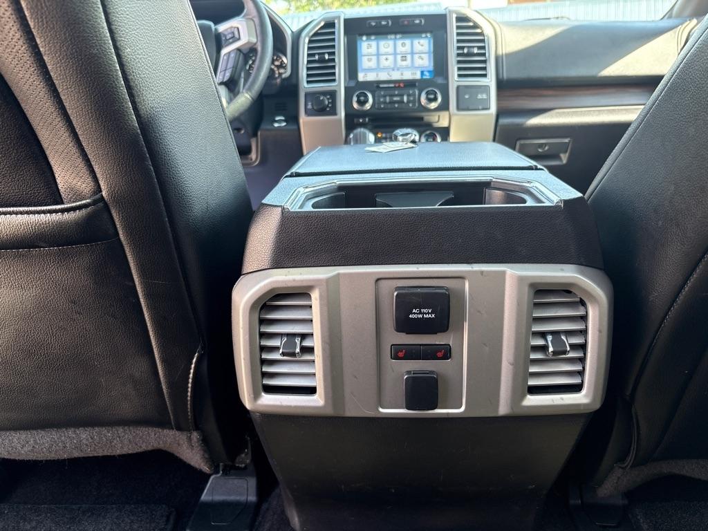 Ford F-150 4WD SuperCrew 145" Lariat 2016