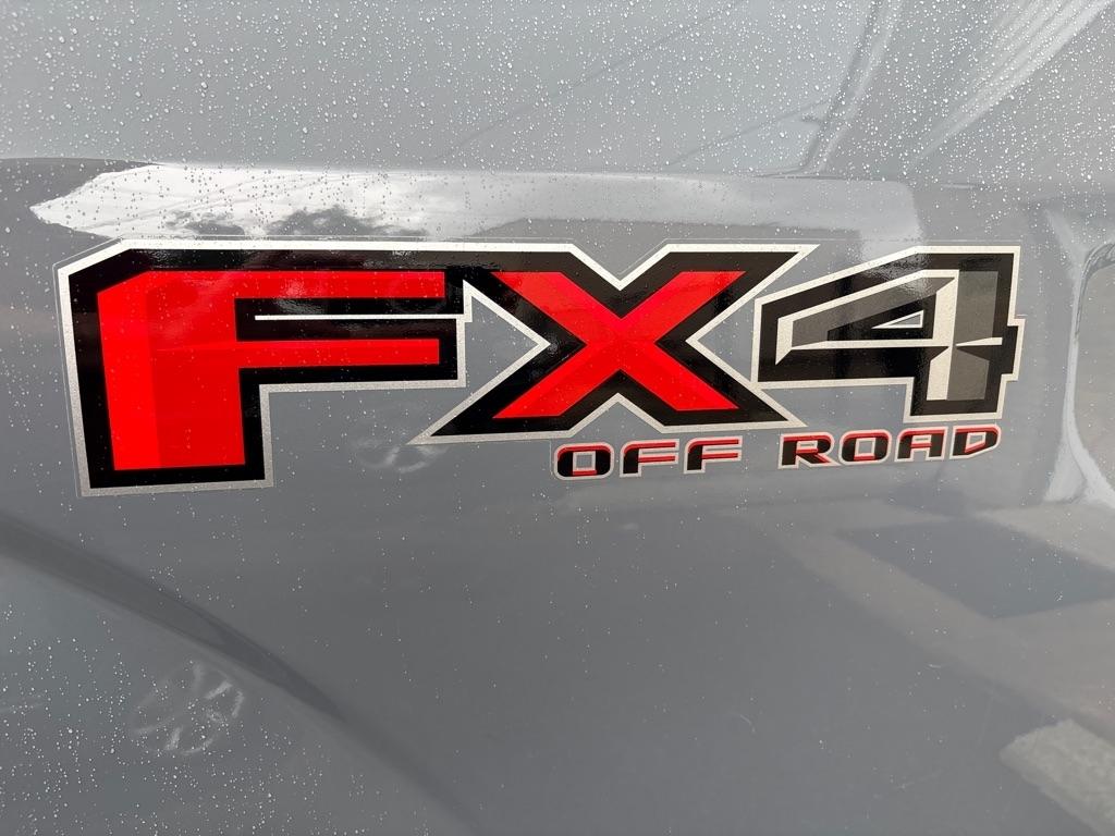 Ford F-150 XLT 4WD 2019