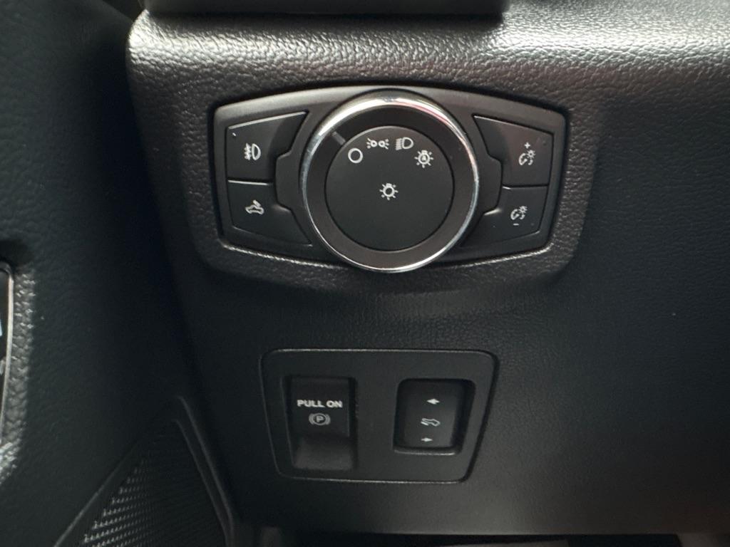 Ford F-150 XLT 4WD 2019