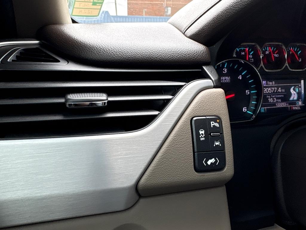 GMC Yukon 4WD 4dr SLT 2018
