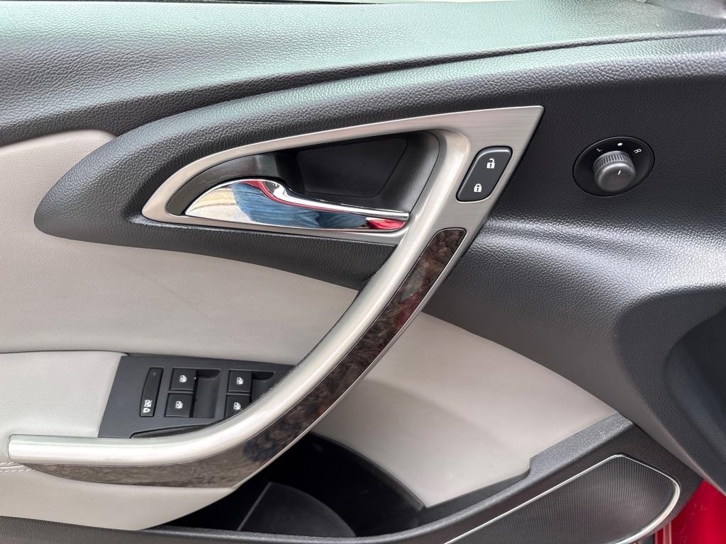 Buick Verano 4dr Sdn 2014