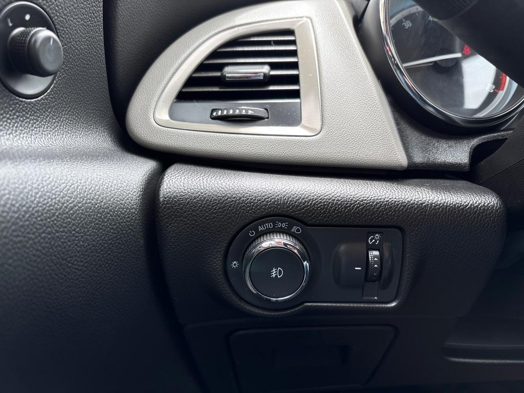 Buick Verano 4dr Sdn 2014