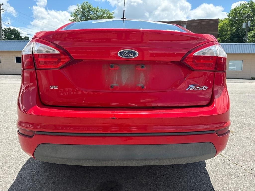 Ford Fiesta 4dr Sdn SE 2014