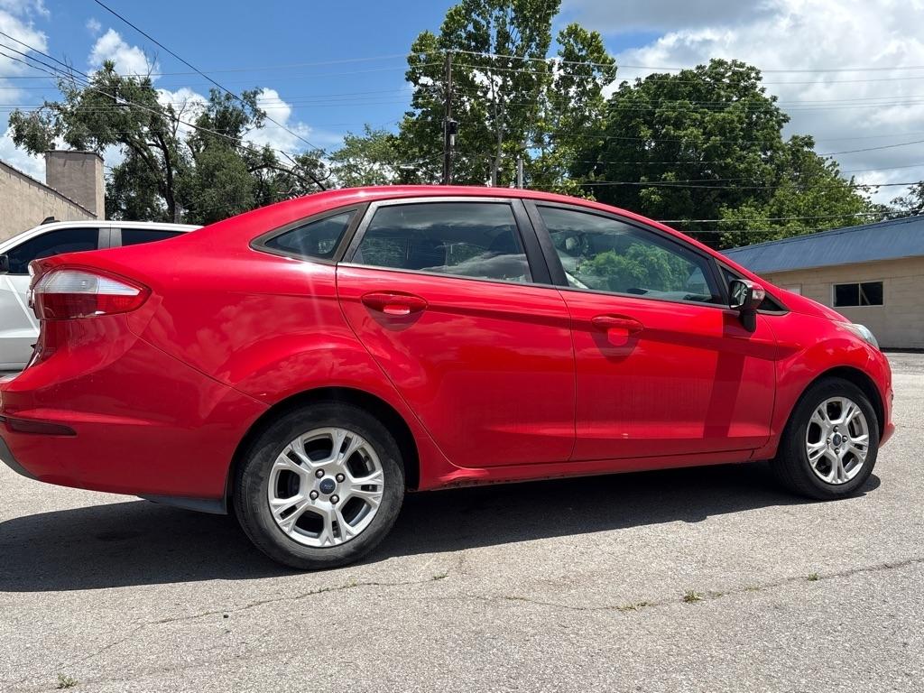 Ford Fiesta 4dr Sdn SE 2014