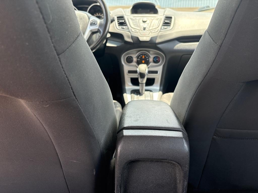 Ford Fiesta 4dr Sdn SE 2014