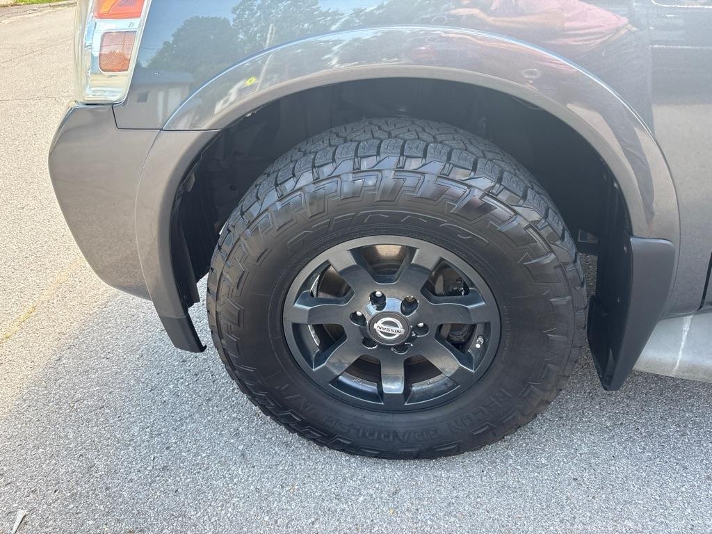 Nissan Armada 4WD 4dr SV 2012