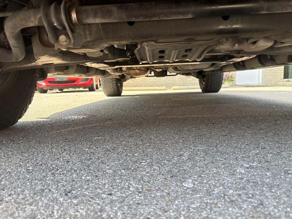 Nissan Armada 4WD 4dr SV 2012