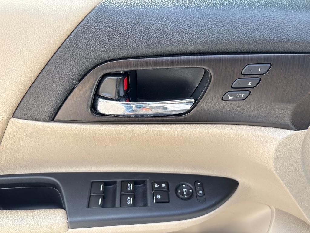 Honda Accord Sedan 4dr V6 Auto EX-L w/Navi 2014