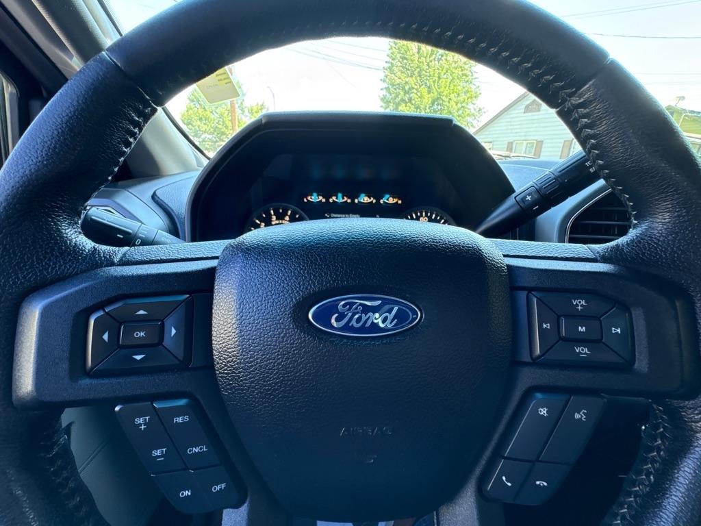 Ford F-150 4WD SuperCrew 145" XLT 2016
