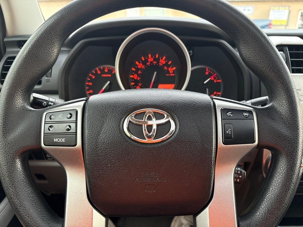2012 4Runner photo 18