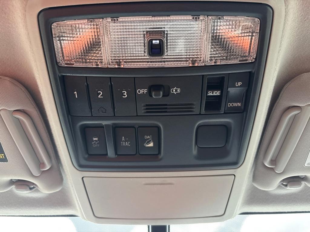 2012 4Runner photo 25