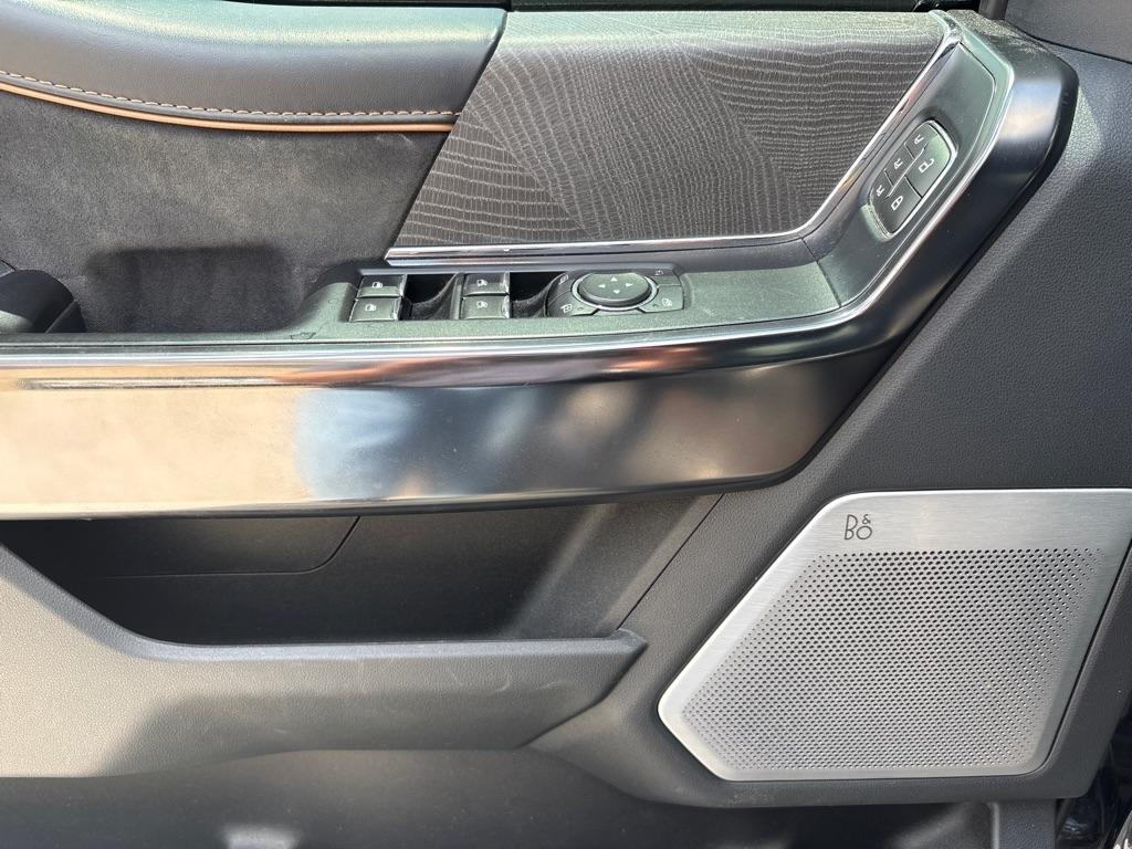 Ford F-150 4WD SuperCrew 145" Platinum 2021