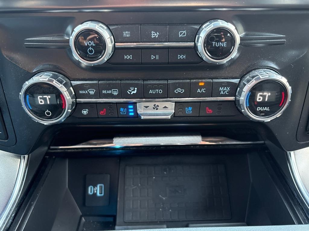 Ford F-150 4WD SuperCrew 145" Platinum 2021