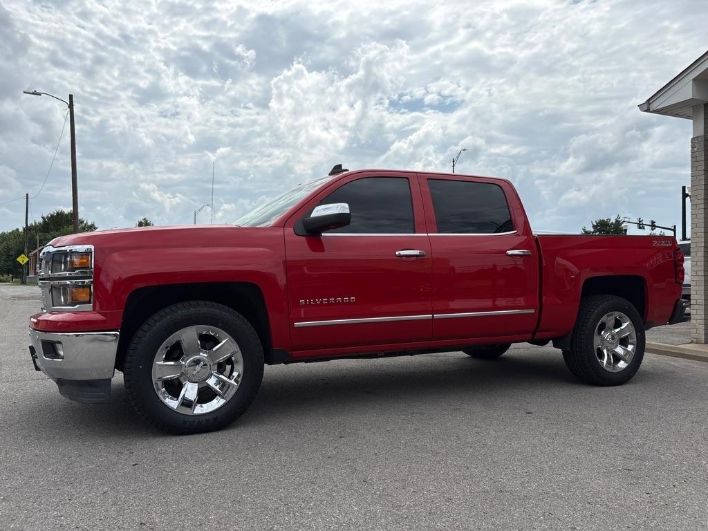 Chevrolet Silverado 1500 4WD Crew Cab 143.5" LTZ w/2LZ 2015