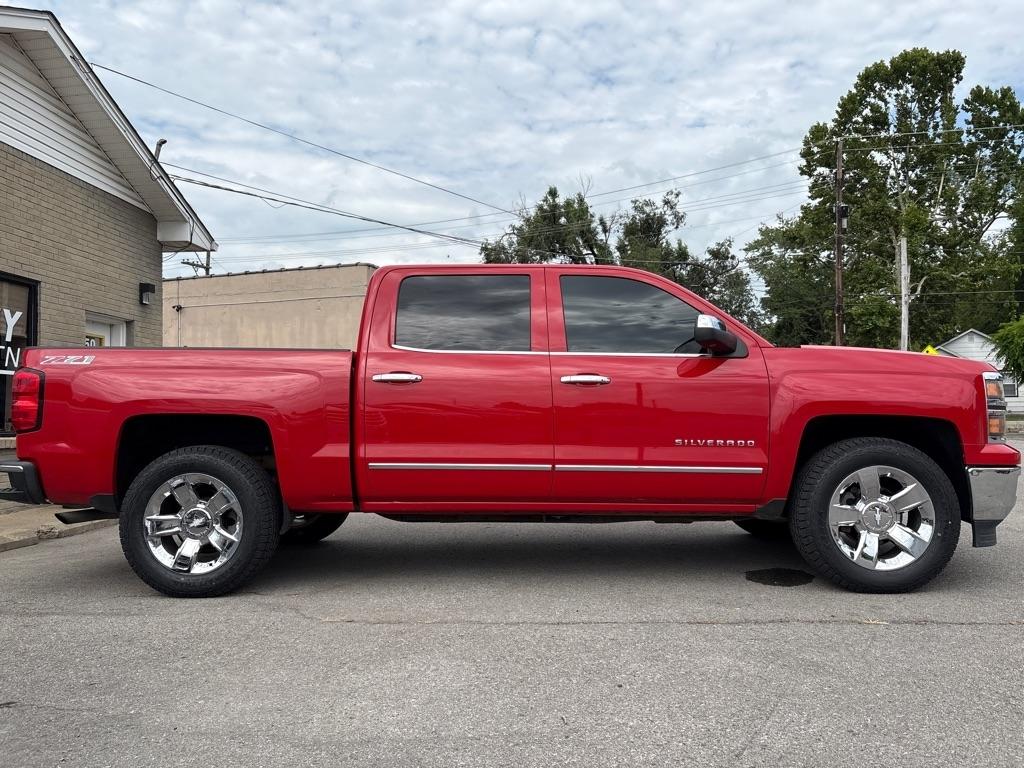 Chevrolet Silverado 1500 4WD Crew Cab 143.5" LTZ w/2LZ 2015
