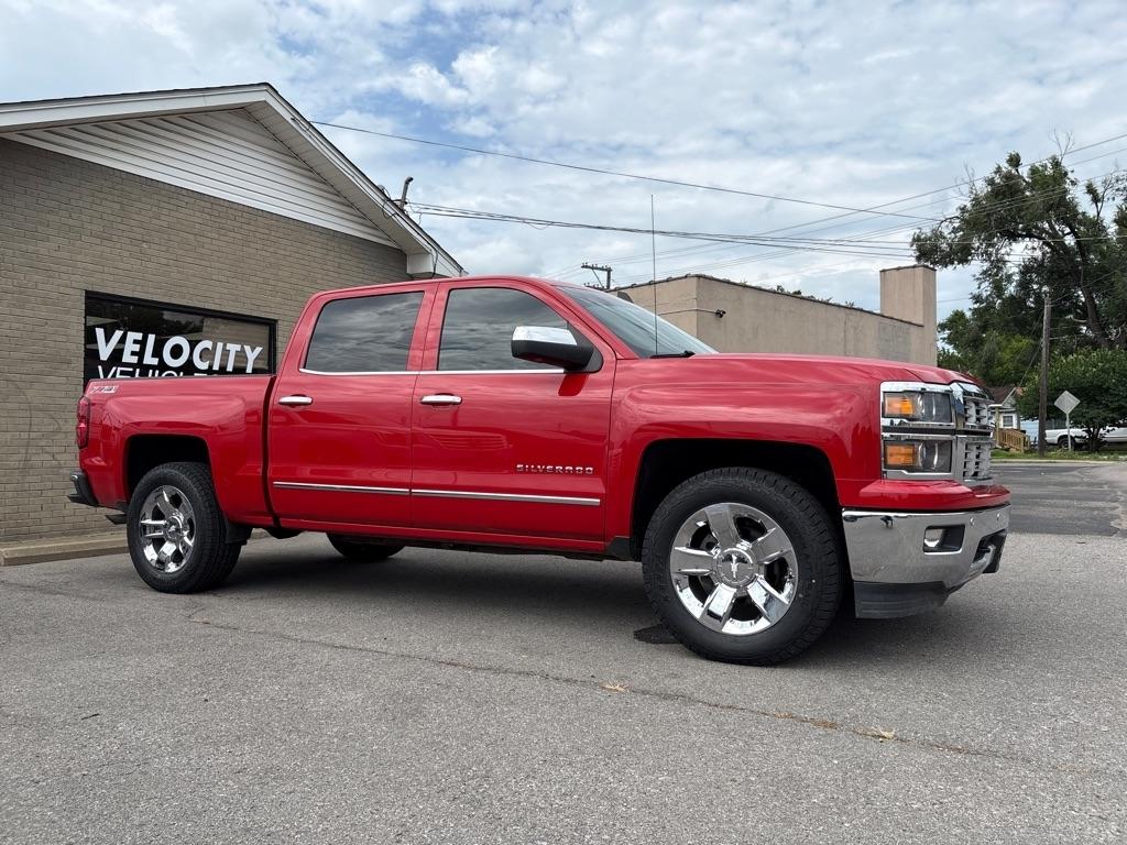 Chevrolet Silverado 1500 4WD Crew Cab 143.5" LTZ w/2LZ 2015