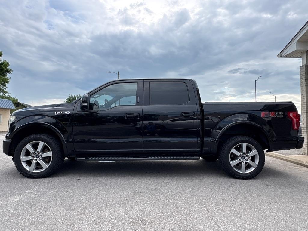 Ford F-150 4WD SuperCrew 145" Lariat 2016