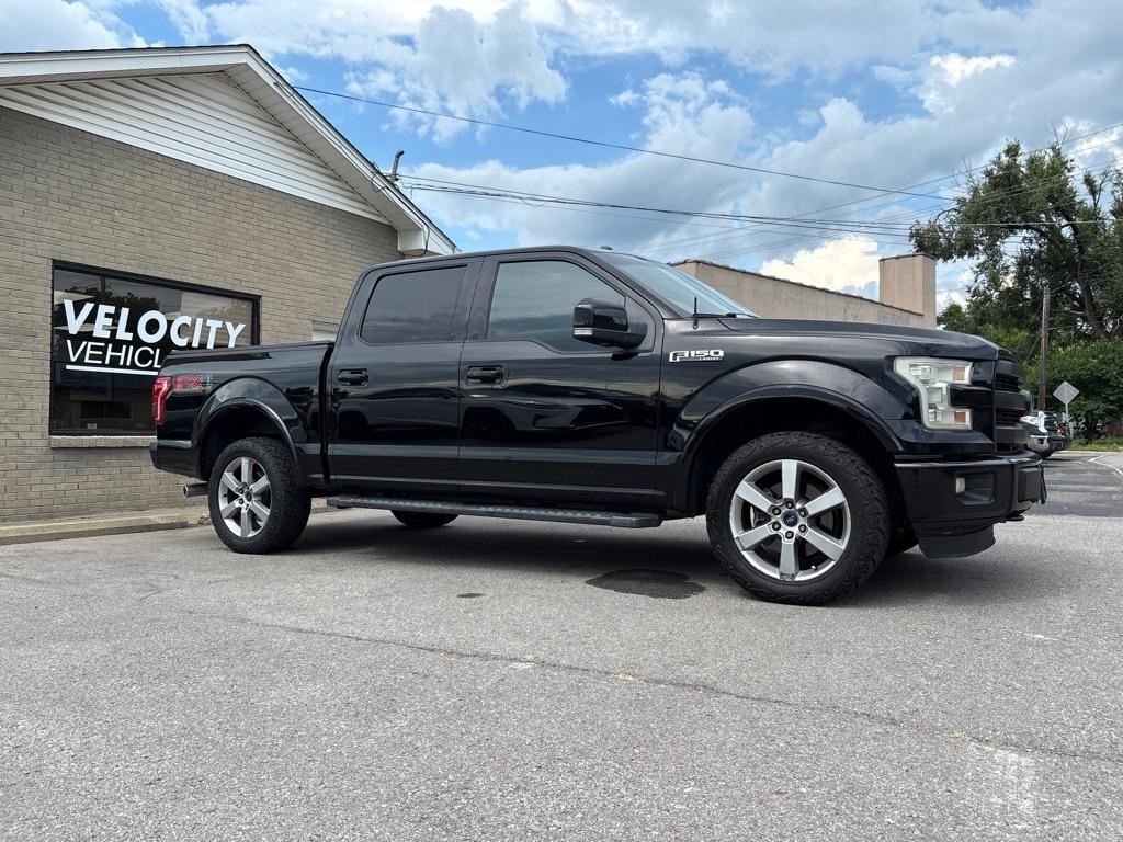 Ford F-150 4WD SuperCrew 145" Lariat 2016