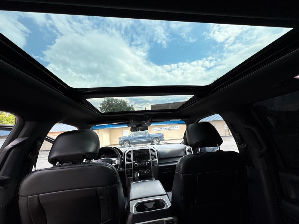 Ford F-150 4WD SuperCrew 145" Lariat 2016