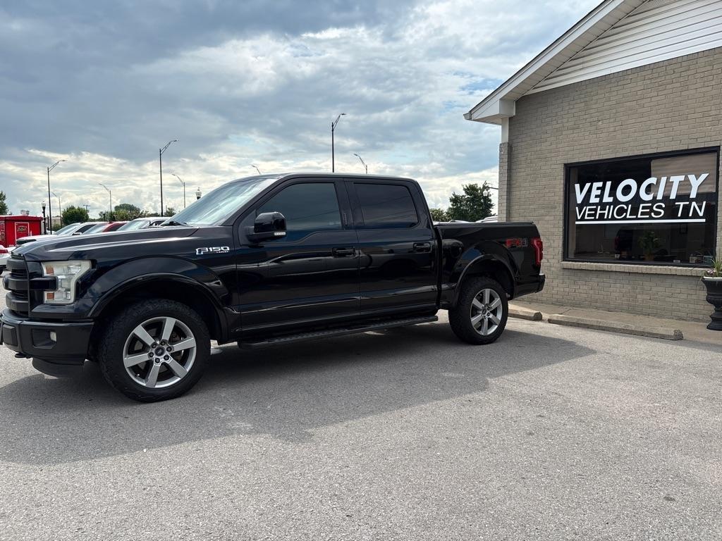 Ford F-150 4WD SuperCrew 145" Lariat 2016