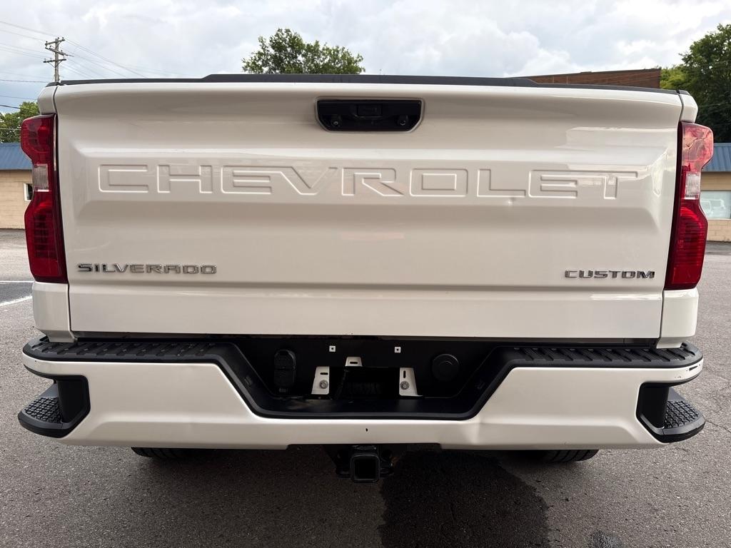 Chevrolet Silverado 1500 2WD Crew Cab 147" Custom 2022