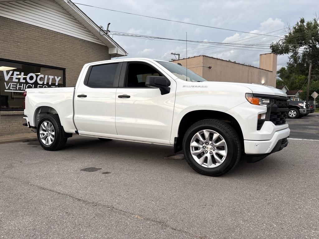 Chevrolet Silverado 1500 2WD Crew Cab 147" Custom 2022