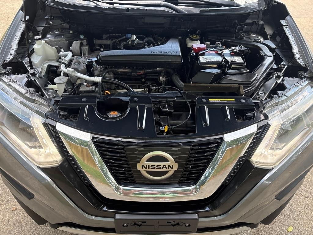 2017 Rogue photo 12
