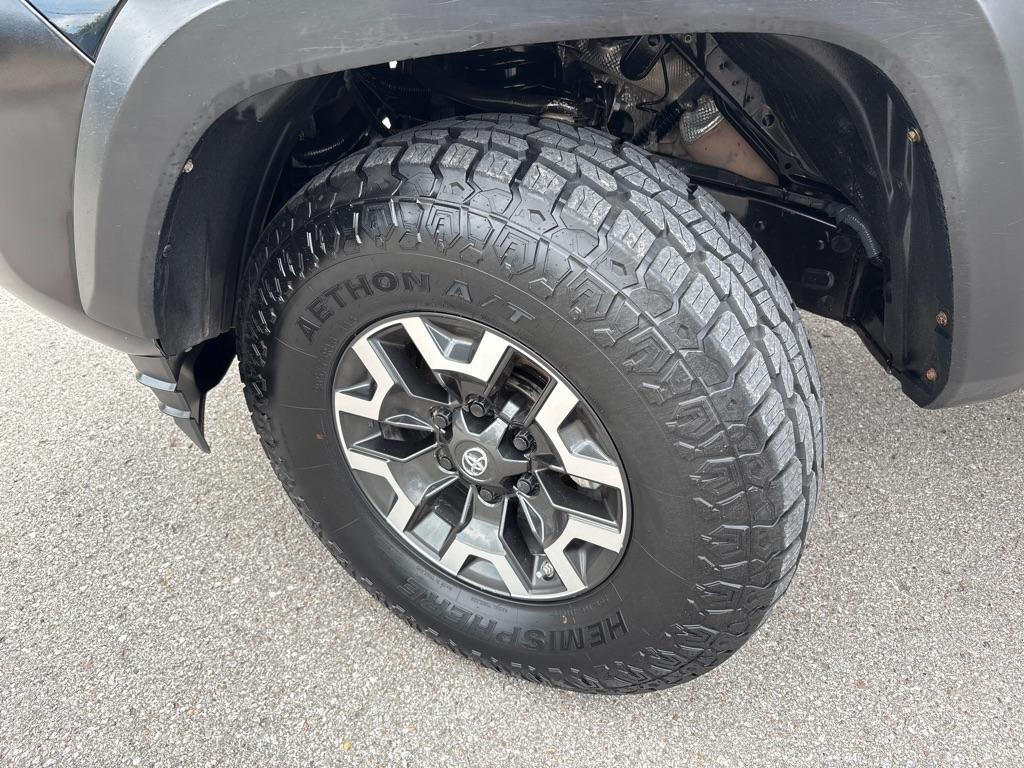 Toyota Tacoma 4WD TRD Off Road Double Cab 5' Bed V6 MT (Natl) 2019