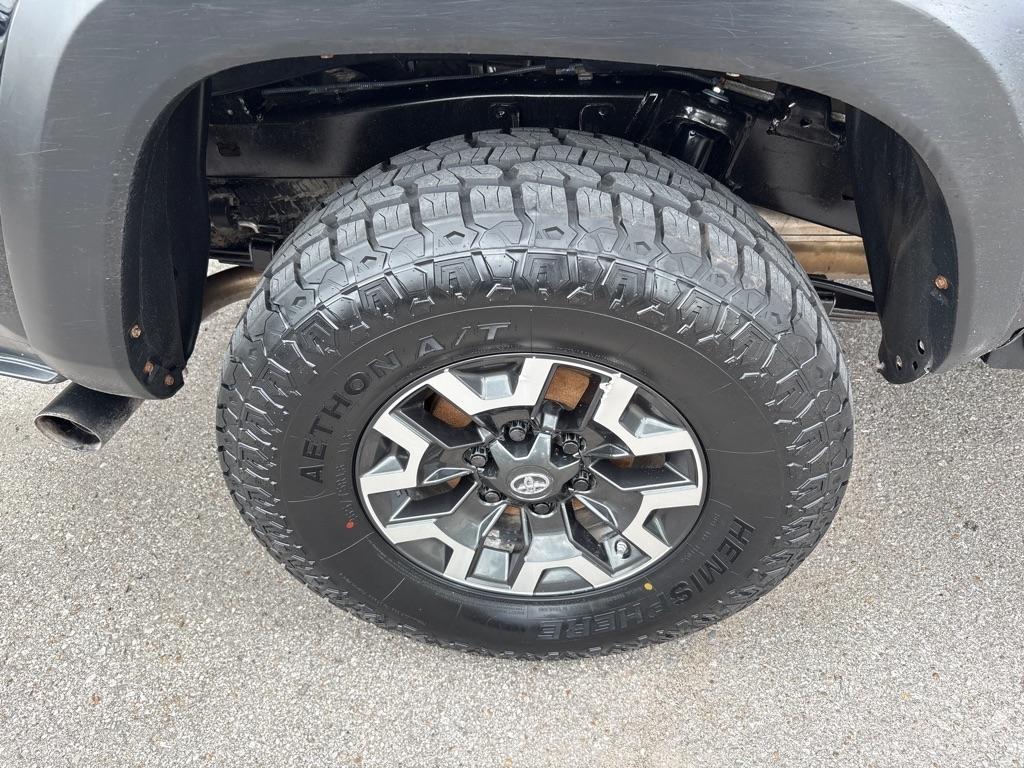 Toyota Tacoma 4WD TRD Off Road Double Cab 5' Bed V6 MT (Natl) 2019