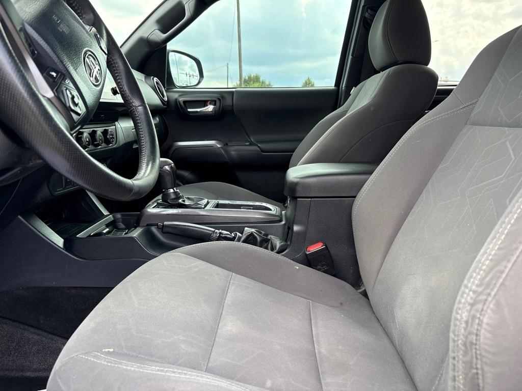 Toyota Tacoma 4WD TRD Off Road Double Cab 5' Bed V6 MT (Natl) 2019