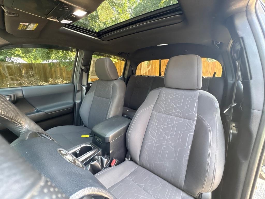 2017 Tacoma photo 28