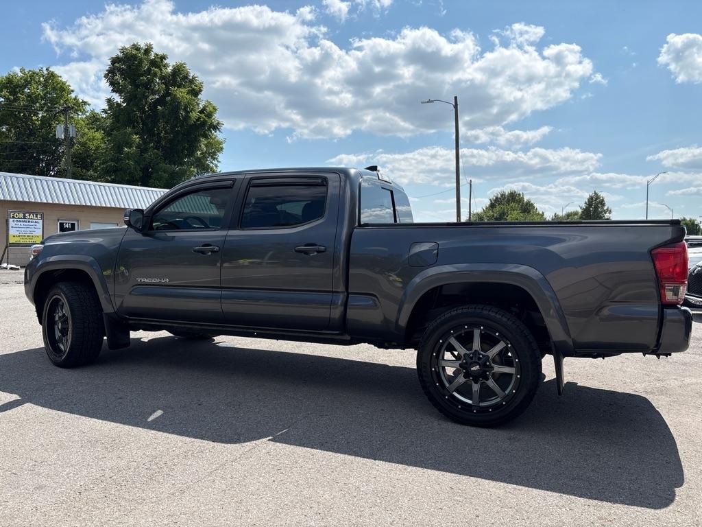 Toyota Tacoma SR5 Double Cab 6' Bed V6 4x4 AT (Natl) 2017